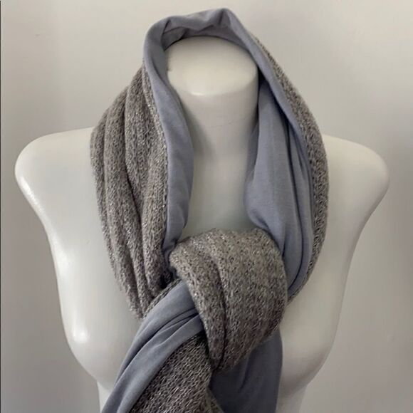 Tahari Gray Knit Scarf - Picture 2 of 6